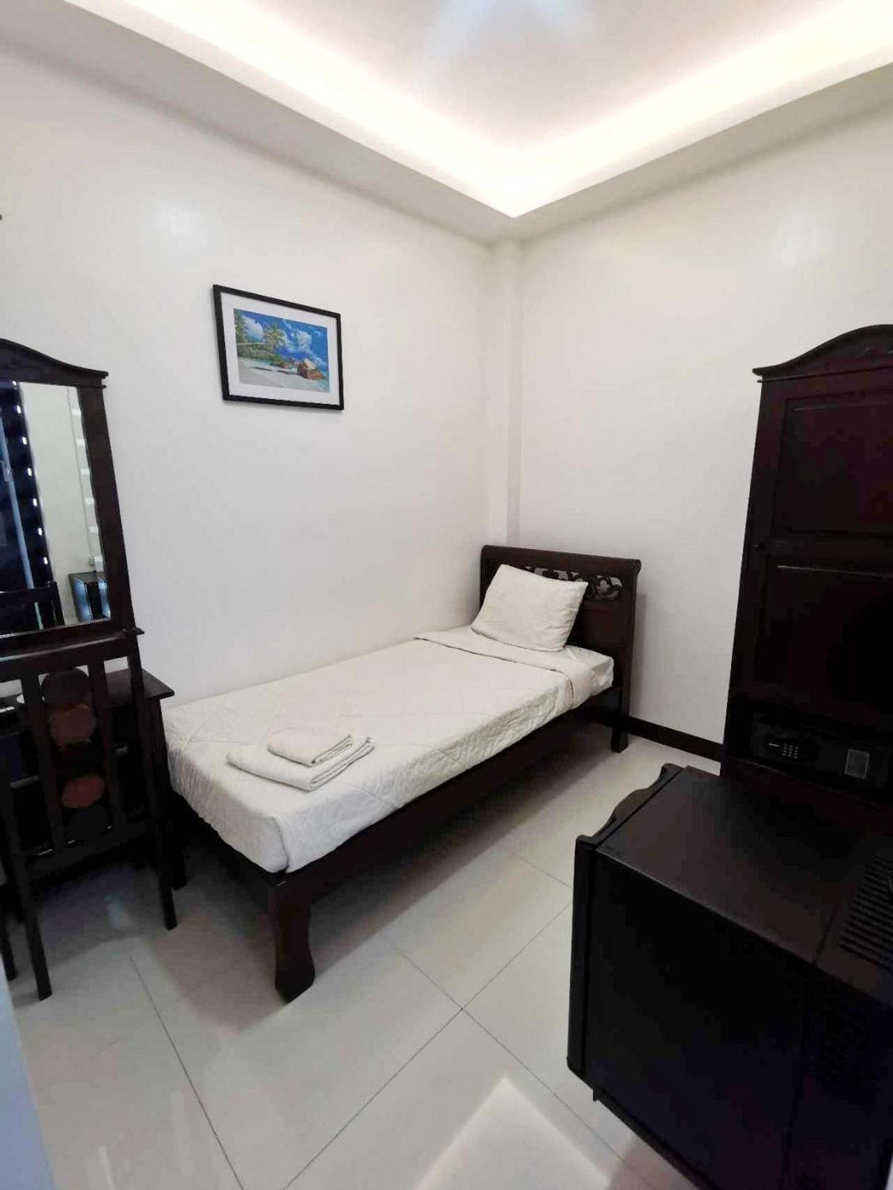 טליסיי Mj Pension House מראה חיצוני תמונה